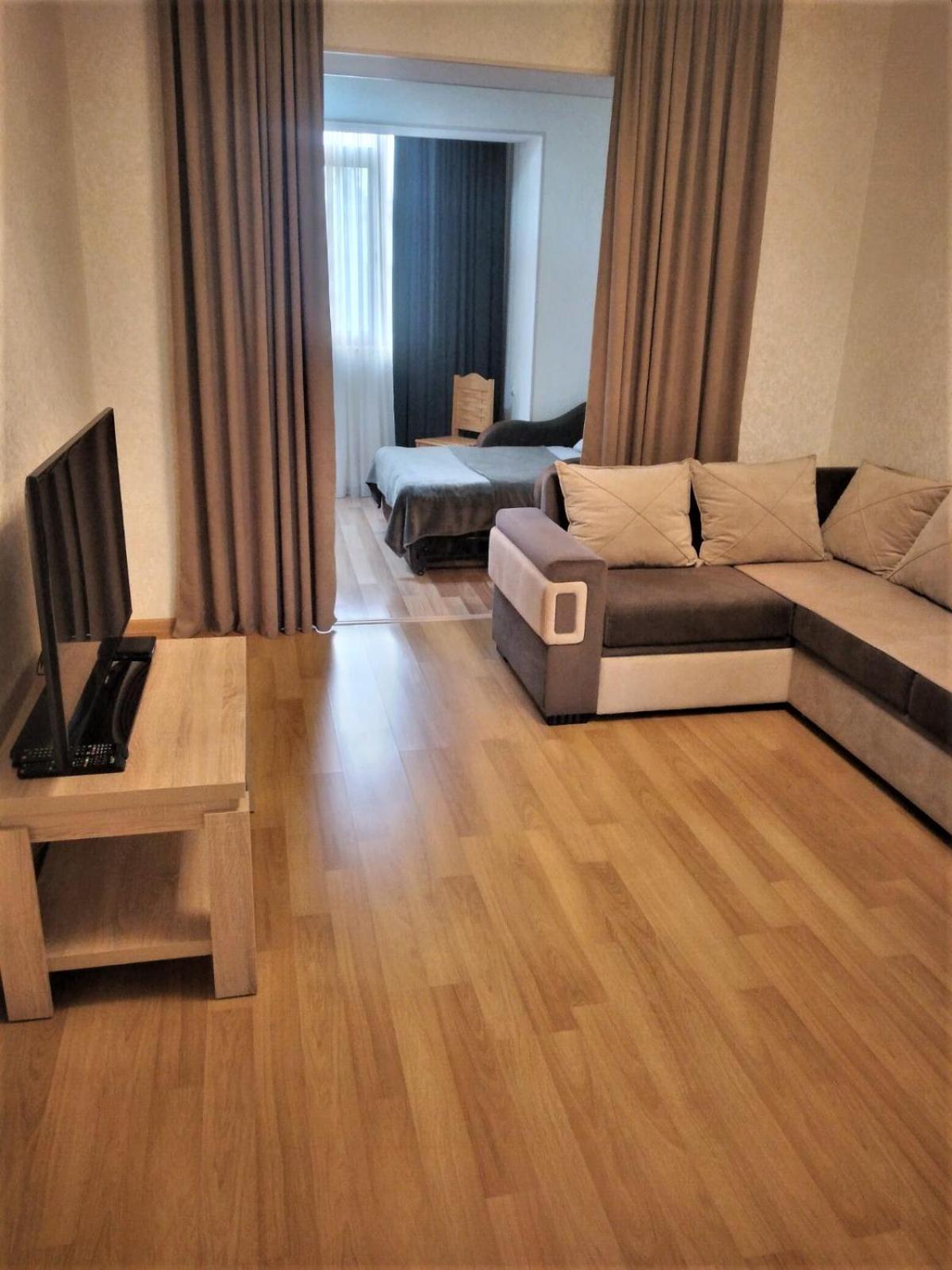 Izi'S Cozy Apartment Kutaisi Esterno foto