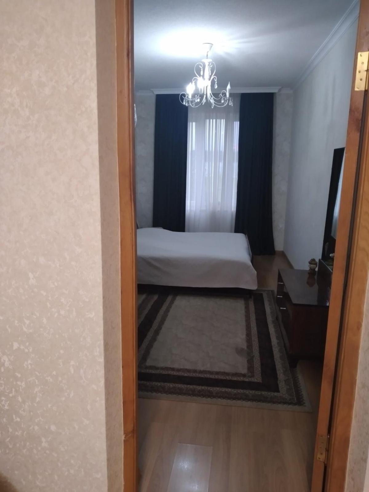 Izi'S Cozy Apartment Kutaisi Esterno foto
